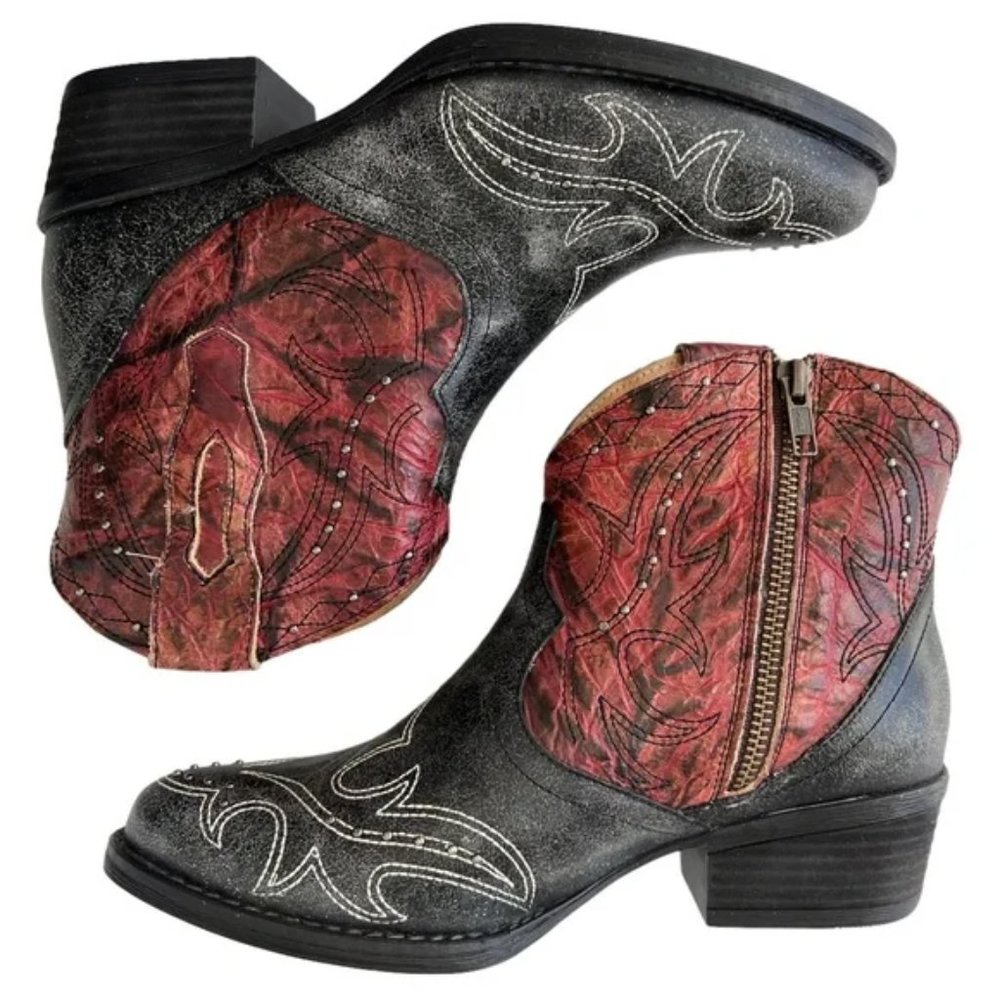 Sterling River Western Studded Ankle Bootie | 9 NWOT